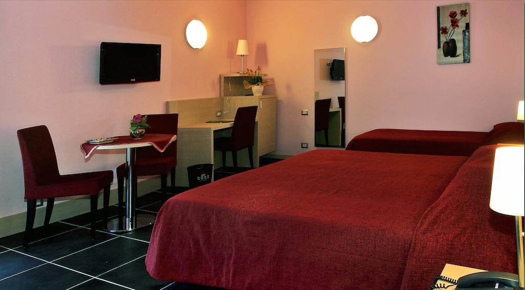 Tus'Hotel Castel di Tusa Room photo